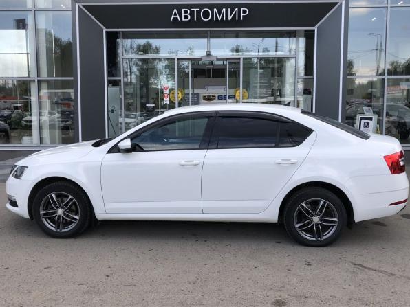 Skoda Octavia III (A7) Рестайлинг с пробегом 2019 года, цена 1 694 500 рублей, 117063 км, лифтбек, Автокод Объявления