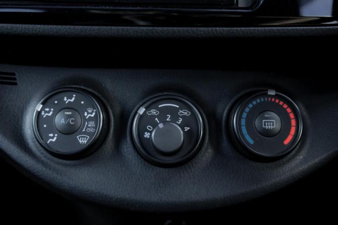 Toyota Vitz III (XP130) Рестайлинг 2 с пробегом 2019 года, цена 899 000 рублей, 86620 км, хэтчбек, Автокод Объявления