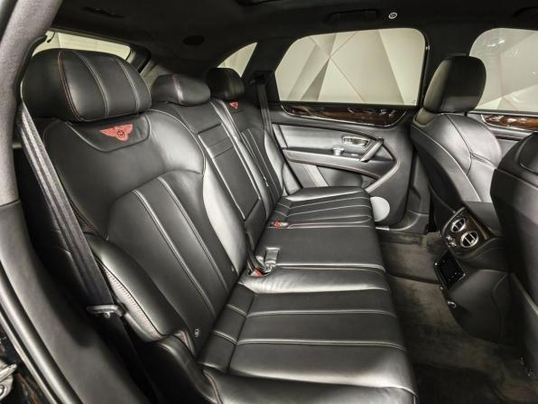 Bentley Bentayga I с пробегом 2017 года, цена 8 800 000 рублей, 99713 км, внедорожник, Автокод Объявления