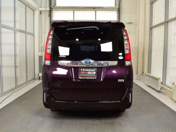 Toyota Noah III (R80) с пробегом 2014 года, цена 1 699 995 рублей, 121384 км, минивэн, Автокод Объявления