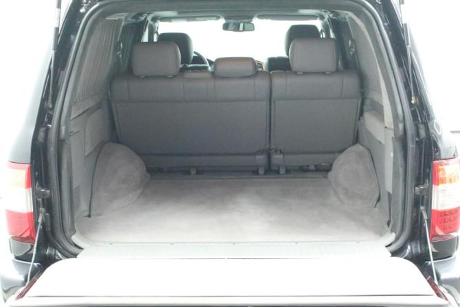Toyota Land Cruiser 100 Series Рестайлинг 2 с пробегом 2006 года, цена 6 995 000 рублей, 55579 км, внедорожник, Автокод Объявления