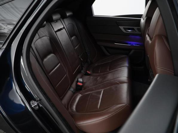 Jaguar XF II с пробегом 2016 года, цена 1 997 077 рублей, 143712 км, седан, Автокод Объявления