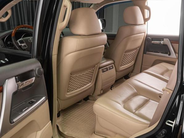 Toyota Land Cruiser 200 Series Рестайлинг 1 с пробегом 2014 года, цена 5 729 000 рублей, 117542 км, внедорожник, Автокод Объявления