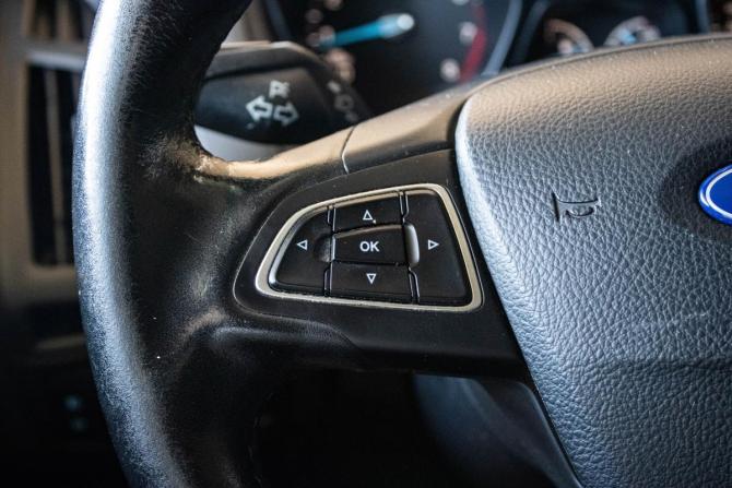 Ford Focus III Рестайлинг с пробегом 2015 года, цена 1 099 000 рублей, 146714 км, хэтчбек, Автокод Объявления