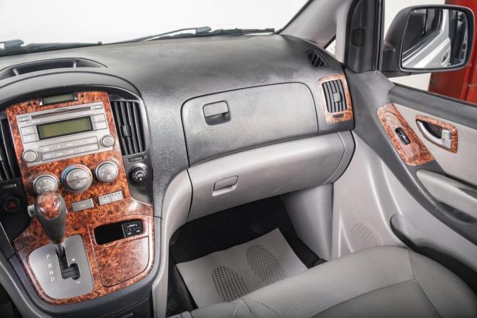 Hyundai Grand Starex I с пробегом 2012 года, цена 1 849 000 рублей, 103200 км, фургон, Автокод Объявления