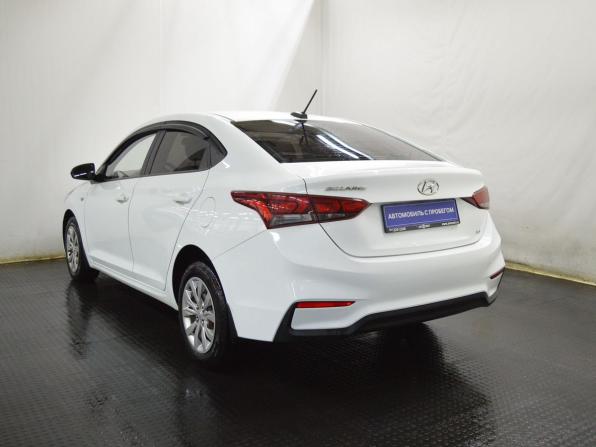 Hyundai Solaris II с пробегом 2017 года, цена 1 207 000 рублей, 153552 км, седан, Автокод Объявления