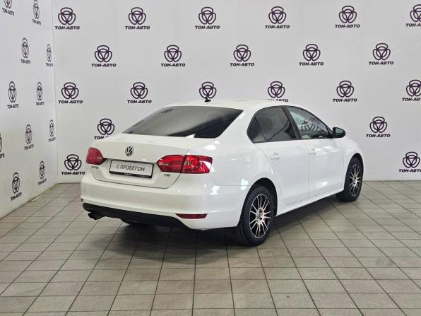 Volkswagen Jetta VI с пробегом 2013 года, цена 821 000 рублей, 228824 км, седан, Автокод Объявления