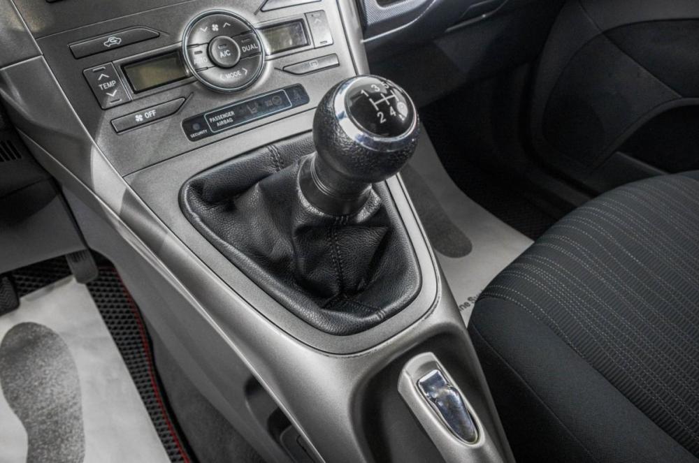 Toyota Auris I Барнаул  - изображение 19