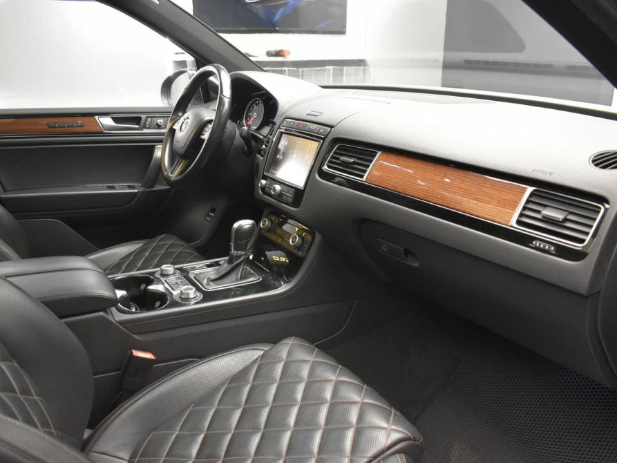 Volkswagen Touareg II Рестайлинг Москва  - изображение 8