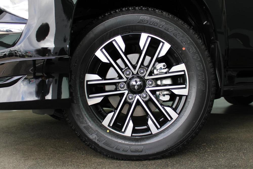 Mitsubishi Pajero Sport III Рестайлинг Красноярск  - изображение 7