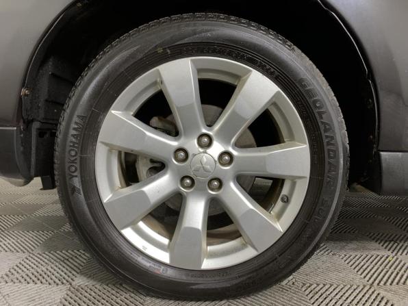 Mitsubishi Outlander II Рестайлинг с пробегом 2012 года, цена 920 000 рублей, 322278 км, внедорожник, Автокод Объявления