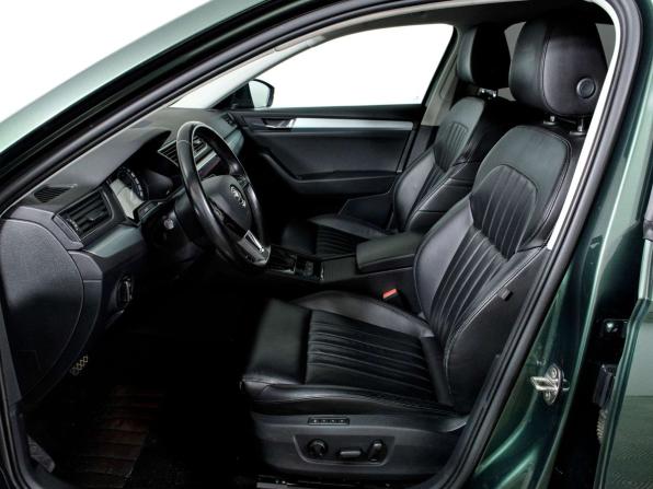 Skoda Superb III с пробегом 2018 года, цена 1 948 000 рублей, 117948 км, лифтбек, Автокод Объявления