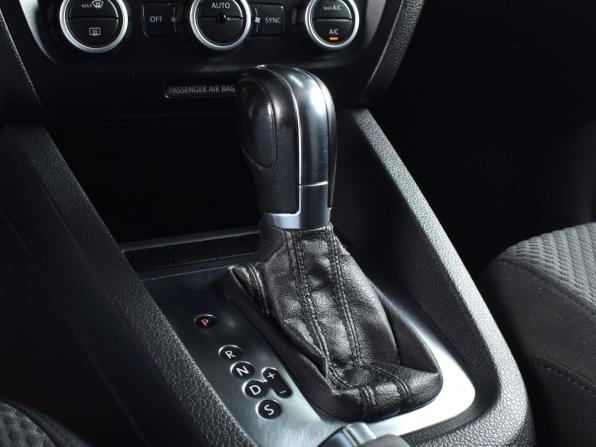 Volkswagen Jetta VI с пробегом 2012 года, цена 999 995 рублей, 261768 км, седан, Автокод Объявления
