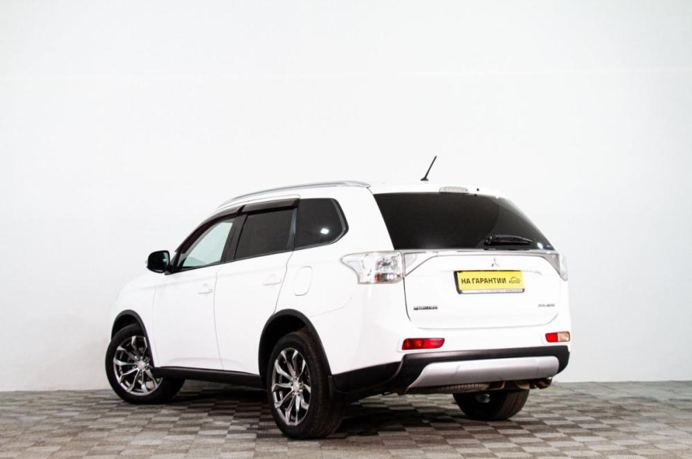 Mitsubishi Outlander III Рестайлинг Сургут  - изображение 7
