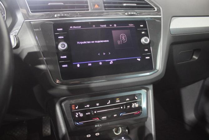 Volkswagen Tiguan II Рестайлинг с пробегом 2021 года, цена 2 720 000 рублей, 160000 км, внедорожник, Автокод Объявления