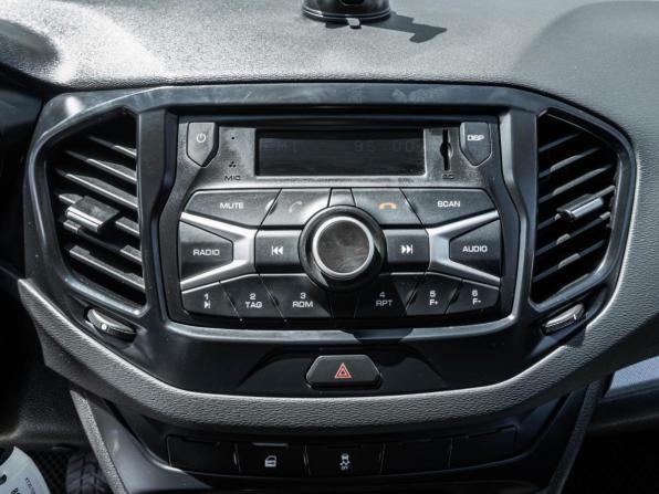 Lada (ВАЗ) Vesta I с пробегом 2018 года, цена 969 000 рублей, 107311 км, седан, Автокод Объявления