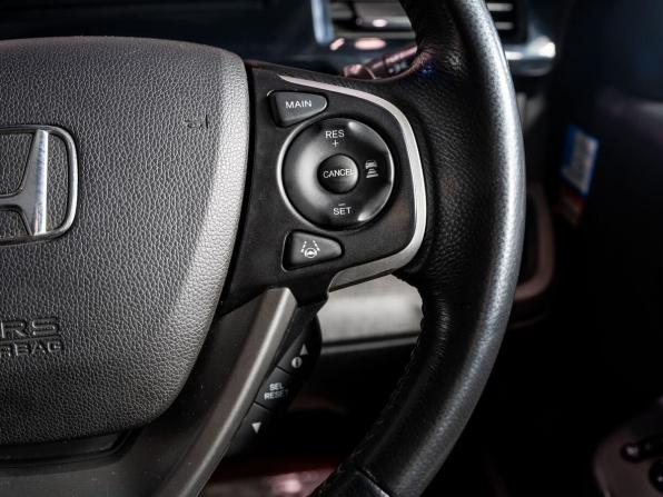 Honda Stepwgn V Рестайлинг с пробегом 2018 года, цена 2 265 000 рублей, 72910 км, минивэн, Автокод Объявления