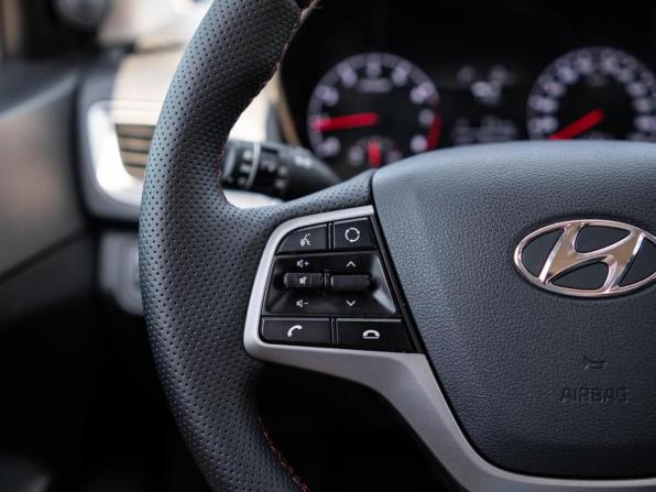 Hyundai Solaris II с пробегом 2019 года, цена 1 199 000 рублей, 293775 км, седан, Автокод Объявления