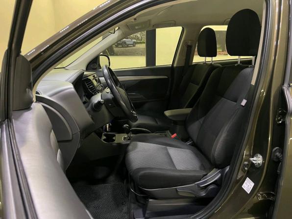Mitsubishi Outlander III Рестайлинг 2 с пробегом 2015 года, цена 1 815 000 рублей, 139415 км, внедорожник, Автокод Объявления