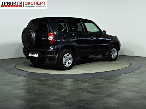 Chevrolet Niva I Рестайлинг с пробегом 2017 года, цена 797 000 рублей, 106249 км, внедорожник, Автокод Объявления