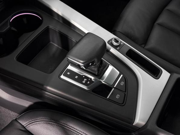 Audi A4 V (B9) Рестайлинг с пробегом 2021 года, цена 3 350 000 рублей, 68221 км, седан, Автокод Объявления