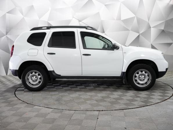 Renault Duster I Рестайлинг с пробегом 2016 года, цена 1 040 000 рублей, 117780 км, внедорожник, Автокод Объявления