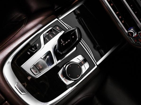 BMW 7 серии VI (G11/G12) с пробегом 2016 года, цена 2 899 585 рублей, 171943 км, седан, Автокод Объявления
