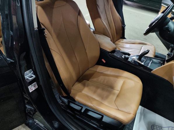 BMW 3 серии VI (F3x) Рестайлинг с пробегом 2018 года, цена 2 200 000 рублей, 135411 км, седан, Автокод Объявления