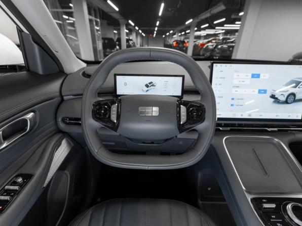 Geely Galaxy Starship 7 с пробегом 2025 года, цена 3 300 000 рублей, 56 км, внедорожник, Автокод Объявления