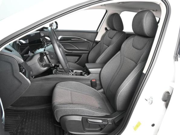 FAW Bestune B70 I с пробегом 2023 года, цена 1 769 000 рублей, 14183 км, лифтбек, Автокод Объявления