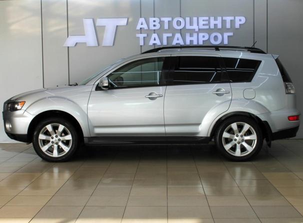 Mitsubishi Outlander II Рестайлинг с пробегом 2011 года, цена 1 299 000 рублей, 215000 км, внедорожник, Автокод Объявления