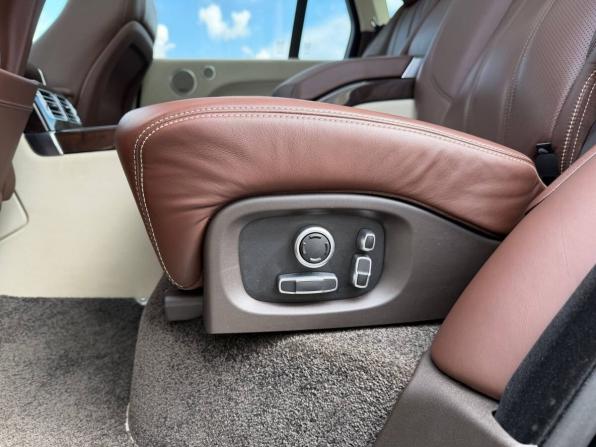 Land Rover Range Rover IV с пробегом 2017 года, цена 3 655 000 рублей, 241410 км, внедорожник, Автокод Объявления