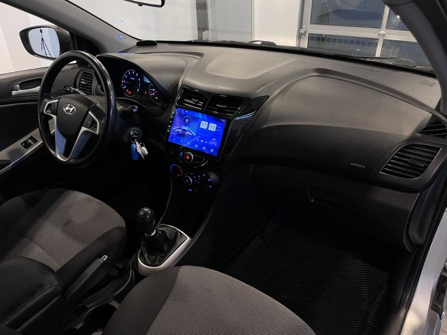 Hyundai Solaris I Чебоксары  - изображение 12