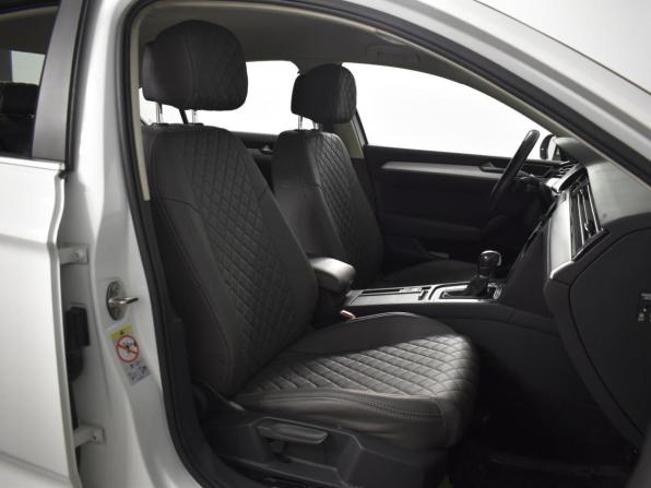 Volkswagen Passat B8 с пробегом 2019 года, цена 1 915 100 рублей, 145318 км, седан, Автокод Объявления