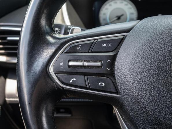 Hyundai Santa Fe IV Рестайлинг с пробегом 2022 года, цена 2 950 000 рублей, 159637 км, внедорожник, Автокод Объявления