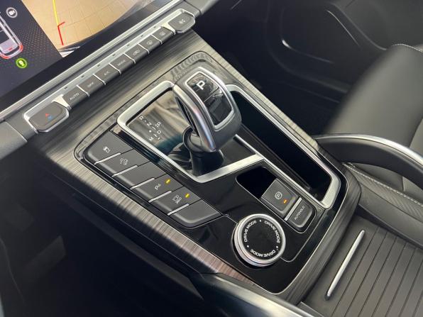 Geely Atlas Pro с пробегом 2024 года, цена 2 195 900 рублей, 60568 км, внедорожник, Автокод Объявления