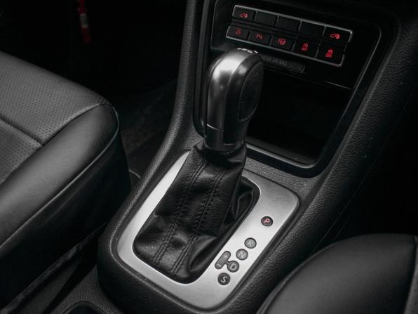 Volkswagen Sharan II с пробегом 2012 года, цена 1 350 000 рублей, 121743 км, минивэн, Автокод Объявления