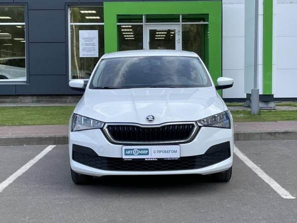 Skoda Rapid II с пробегом 2021 года, цена 1 599 000 рублей, 40282 км, лифтбек, Автокод Объявления