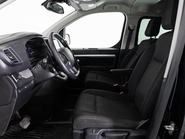 Peugeot Traveller I с пробегом 2019 года, цена 2 299 000 рублей, 210324 км, минивэн, Автокод Объявления