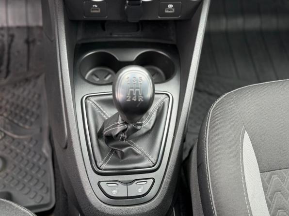 Lada (ВАЗ) Vesta I Рестайлинг (NG) с пробегом 2023 года, цена 1 220 000 рублей, 37575 км, седан, Автокод Объявления