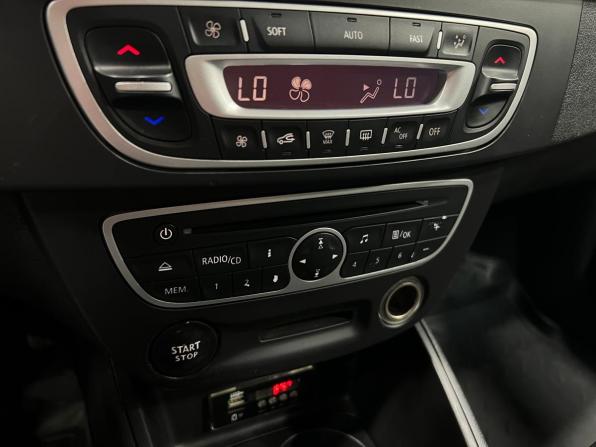 Renault Fluence I с пробегом 2011 года, цена 615 000 рублей, 230000 км, седан, Автокод Объявления