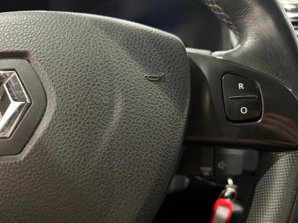 Renault Sandero II с пробегом 2017 года, цена 999 000 рублей, 83692 км, хэтчбек, Автокод Объявления