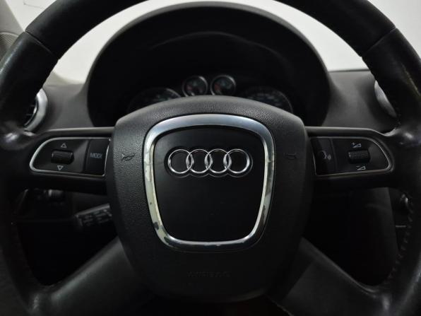 Audi A3 II (8P) Рестайлинг 2 с пробегом 2011 года, цена 850 000 рублей, 285583 км, хэтчбек, Автокод Объявления