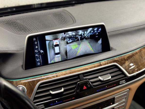 BMW 7 серии VI (G11/G12) с пробегом 2016 года, цена 3 450 000 рублей, 95537 км, седан, Автокод Объявления