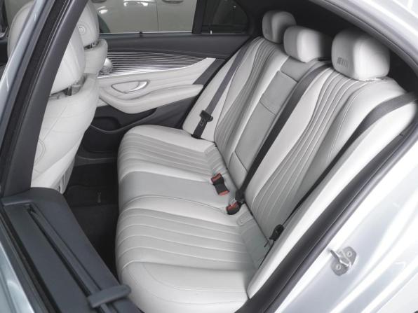 Mercedes-Benz E-Класс V (W213 S213 C238) с пробегом 2016 года, цена 3 249 000 рублей, 122601 км, седан, Автокод Объявления