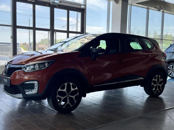 Renault Kaptur I с пробегом 2017 года, цена 1 468 000 рублей, 126810 км, внедорожник, Автокод Объявления