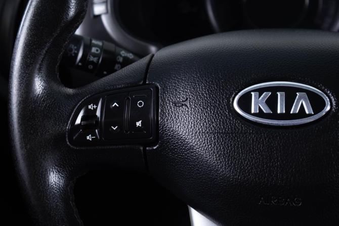 Kia Sportage III с пробегом 2012 года, цена 1 359 000 рублей, 213000 км, внедорожник, Автокод Объявления
