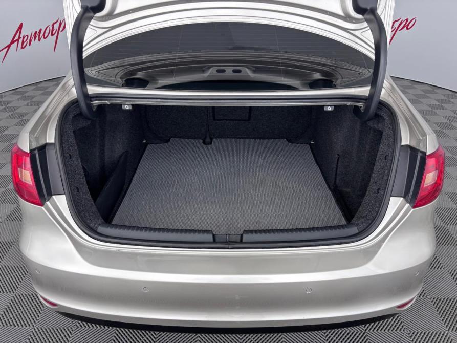 Volkswagen Jetta VI Псков  - изображение 19