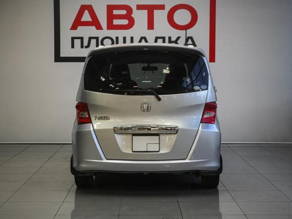 Honda Freed I с пробегом 2009 года, цена 899 000 рублей, 234378 км, компактвэн, Автокод Объявления