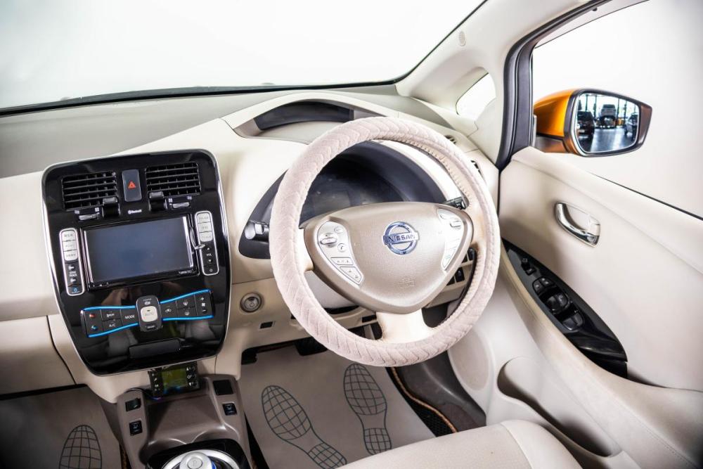Nissan Leaf I (ZE0/AZE0) Пермь  - изображение 15